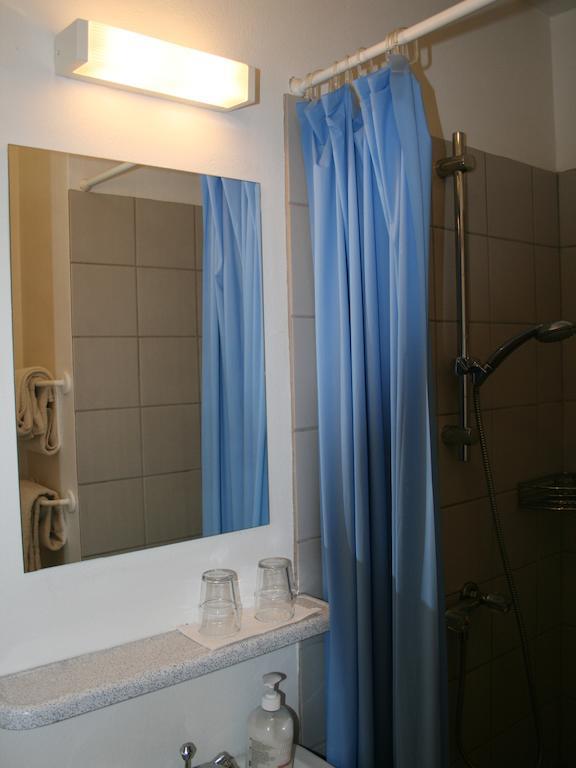 Brekkulaekur Guesthouse Hunathing Vestra الغرفة الصورة